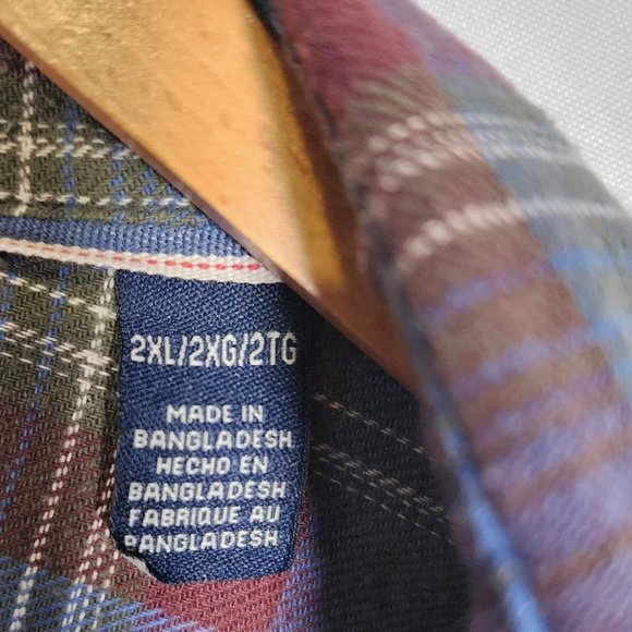 Men's Wrangler Blue Flannel Button Down Size XXL - Picture 3 of 4